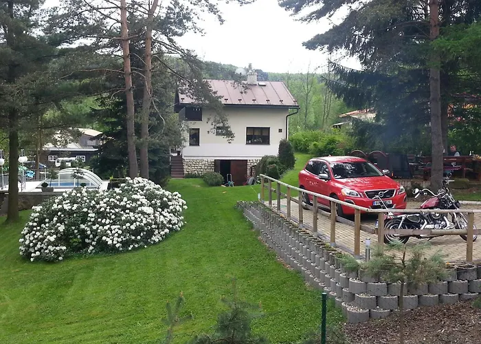 Ostrov - Eiland V Srdci Ceskeho Svycarska Tatil Evi